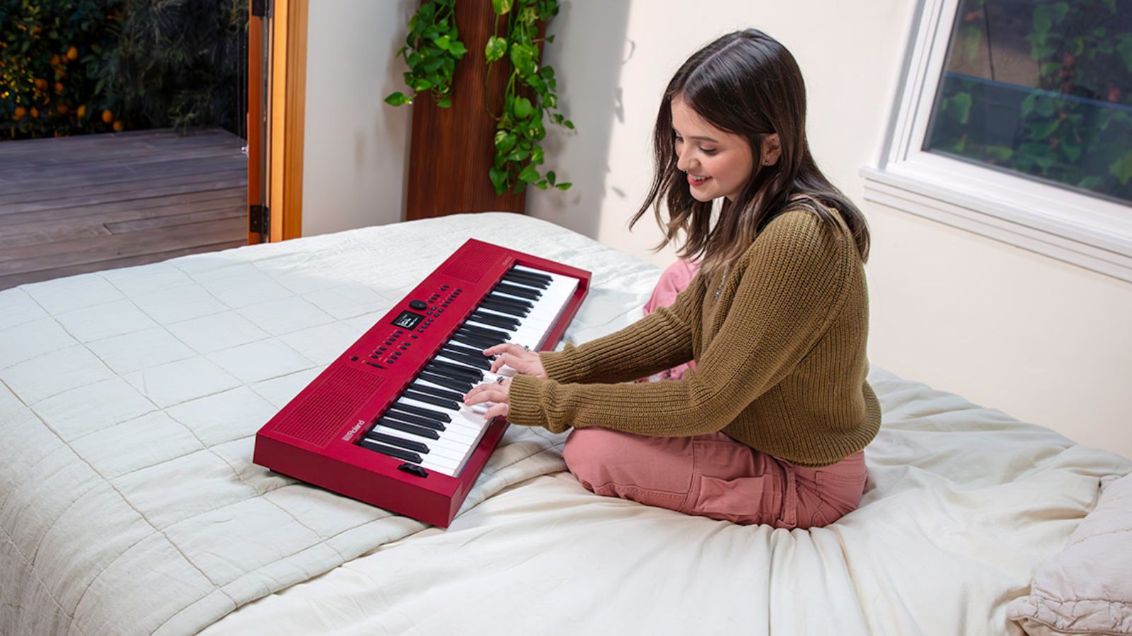 Roland Go:keys 3 | Music Creation Keyboard | Dark Red