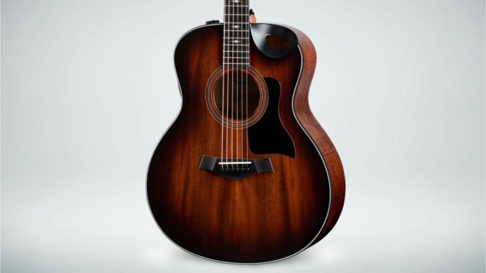 Taylor 816ce Builders Edition guitar | Koa | ES2 Pick-up