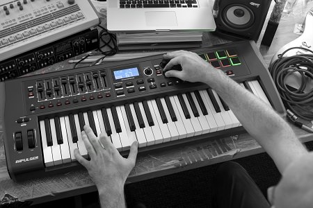 Novation Impulse 49 Midi Controller