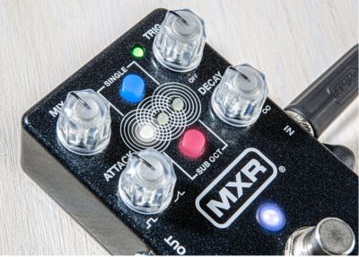 The MXR M307 Layers Pedal | Rich Organic Sustain