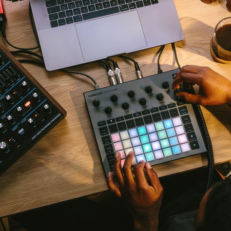 Novation Circuit Tracks Rhythm , Sample , Make Beats , Perform