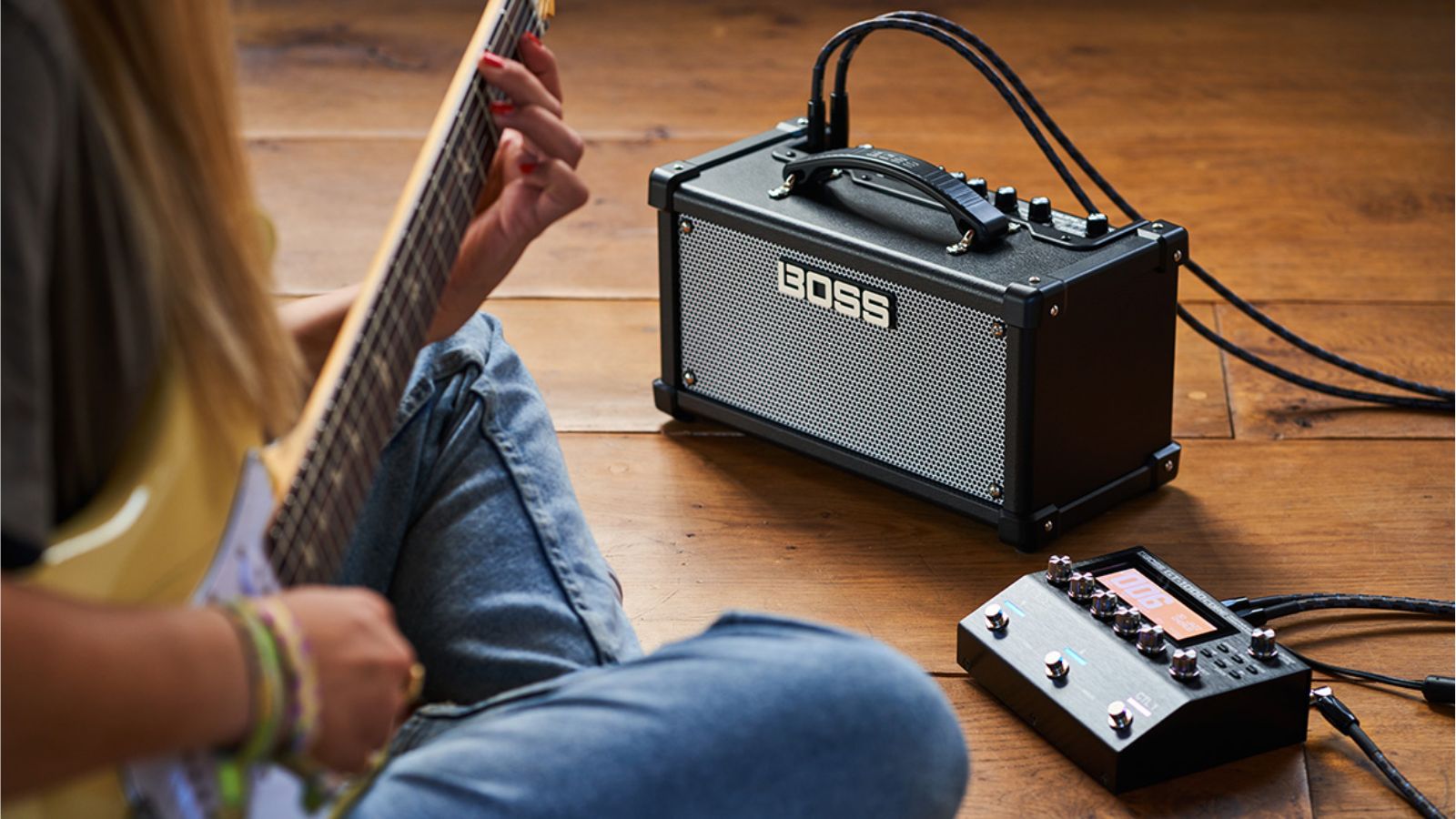 BOSS DUAL CUBE LX | Guitar Amplifier | Evolved for Maximum Flexibility