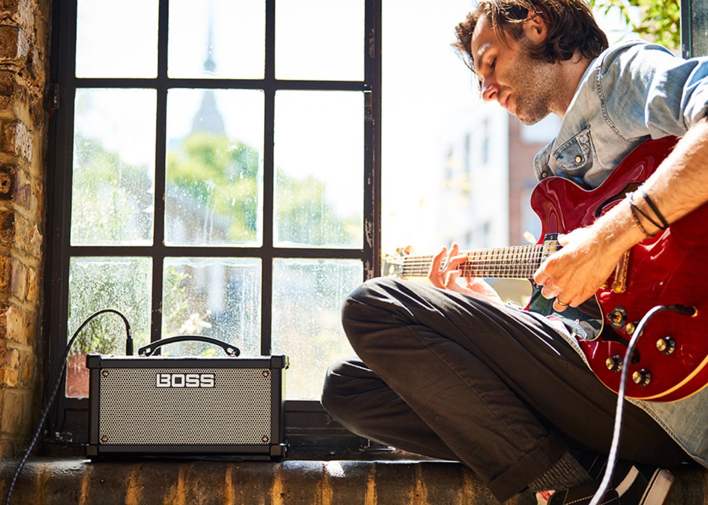 BOSS DUAL CUBE LX | Guitar Amplifier | Evolved for Maximum Flexibility