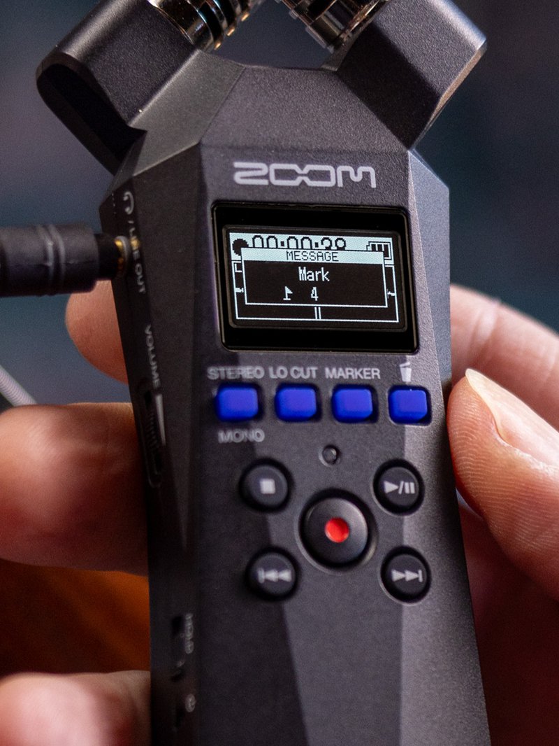 Zoom H1 Essential recorder