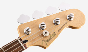 Fender Player Jaguar Bass | Silver / Maple