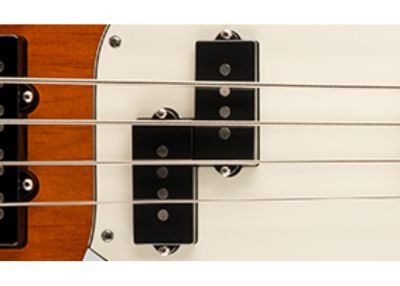 Player II Mustang Bass PJ | Rosewood FB | Coral Red