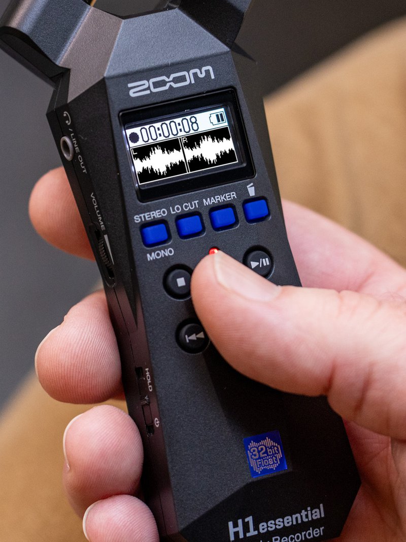 Zoom H1 Essential recorder