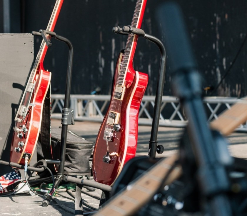 GUITAR STANDS