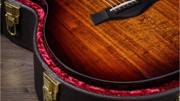 Taylor 224CE Deluxe | Grand Auditorium Guitar | ES2 Pickup | Koa