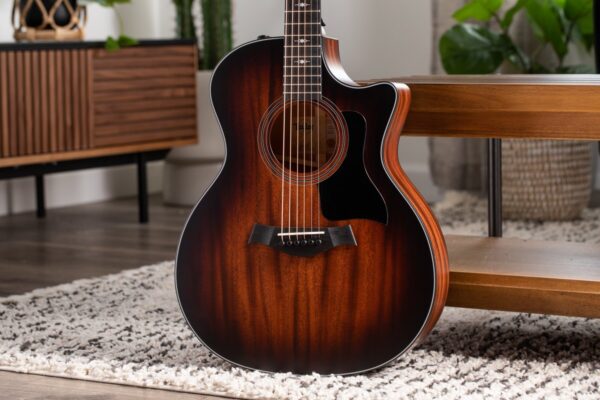 Taylor 324CE |Grand Auditorium Acoustic Gtr| Pickup | Case | Edgeburst