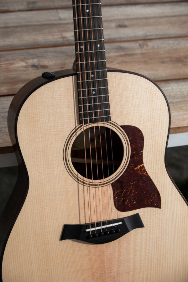 Taylor AD17E Grand Pacific aCOUSTIC gUITAR with Pickup