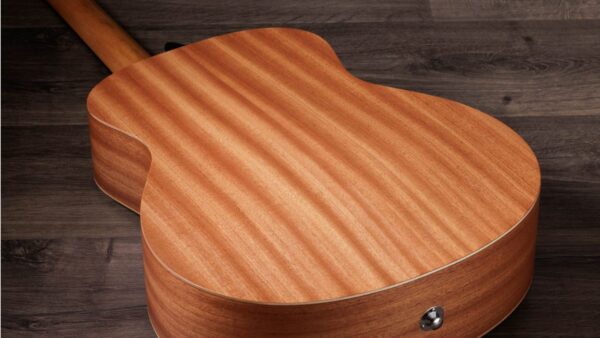 Taylor GS Mini Guitar | Sapele Special | Layered  back & Sides