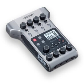 Zoom P4  Podtrack | Compact Podcast Recorder