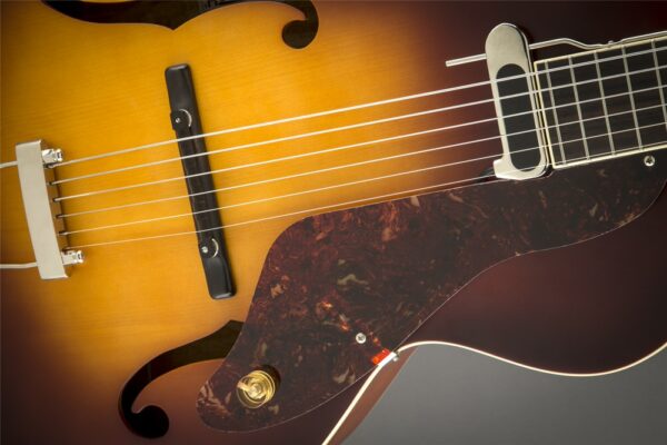 Gretsch New Yorker Archtop with Pickup | Vintage Sunburst