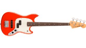 Player II Mustang Bass PJ | Rosewood FB | Coral Red