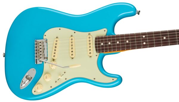 Fender American Professional II Stratocaster | Rosewood/Miami Blue