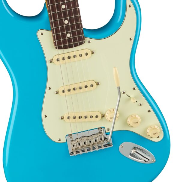 Fender American Professional II Stratocaster | Rosewood/Miami Blue