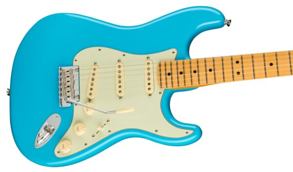 Fender American Professional II Stratocaster | Maple/Miami Blue