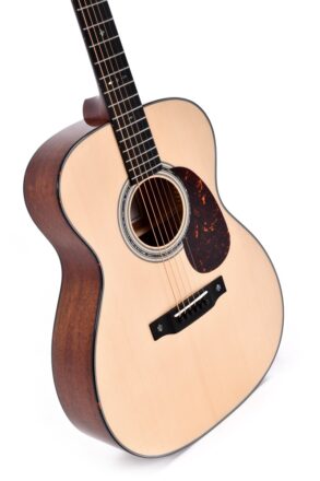 Sigma S000M-18 Limited Edition Solid Spruce/Mahogany and Case