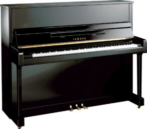 Yamaha B3 |  Upright Piano | Polished Ebony