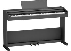 Roland RP107 Digital Piano | Black