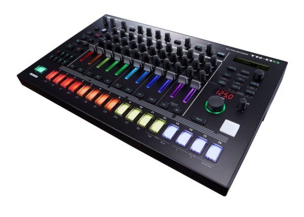 Roland TR-8S | Rhythm Performer Drum machine