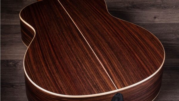 Taylor 816ce Builders Edition guitar | Koa | ES2 Pick-up