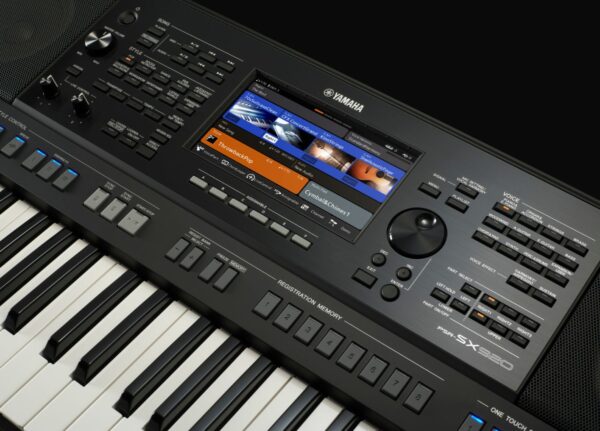 Yamaha PSR-SX920 Arranger Keyboard | 61 Keys