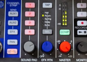 ZOOM LiveTrak L6 | 10-Track Digital Mixer / Recorder