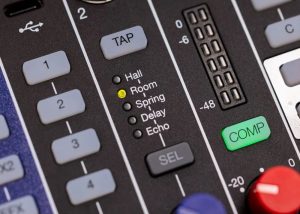 ZOOM LiveTrak L6 | 10-Track Digital Mixer / Recorder